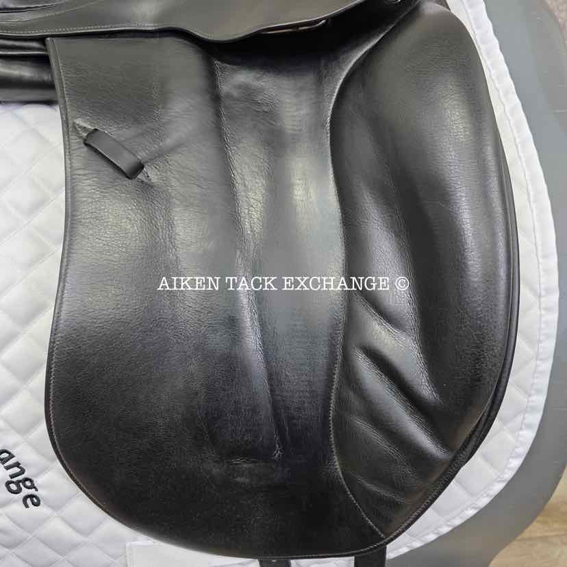 **SOLD** Hermes Corlandus Monoflap Dressage Saddle, 17.5" Seat, Medium Wide Tree, Foam Panels