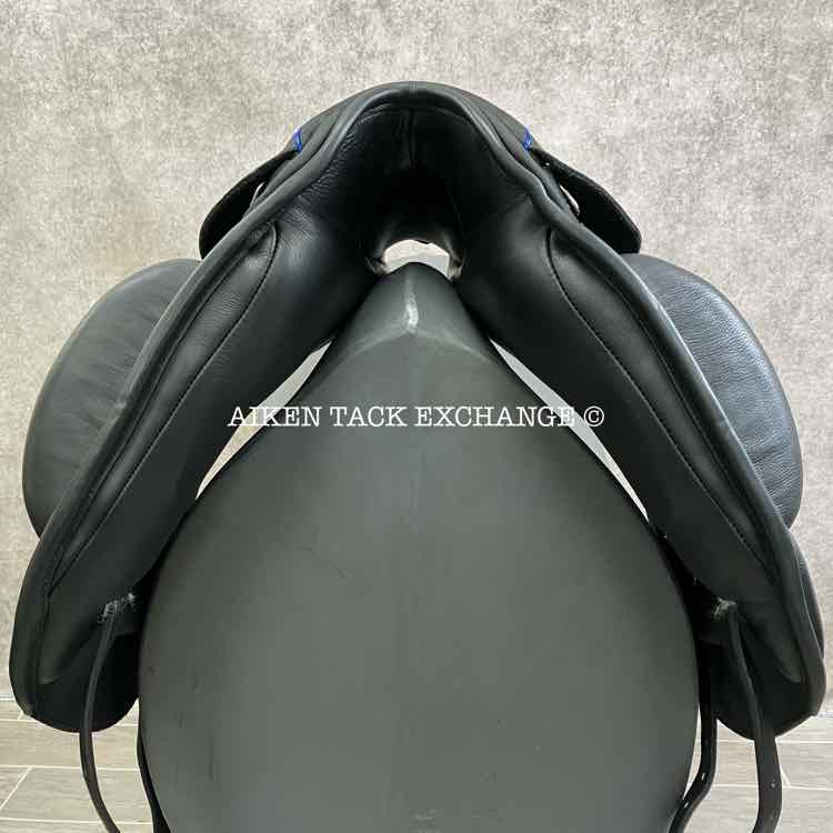 2023 Custom Saddlery Everest Monoflap Dressage Saddle, 18" Seat, Adjustable Tree, Wool Flocked Panels