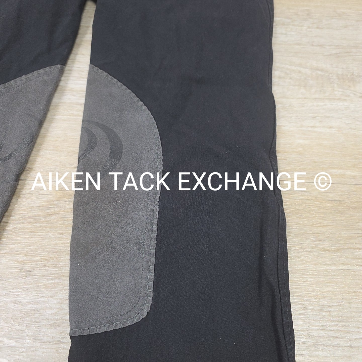 Devon-Aire Knee Patch Breeches, Size 30