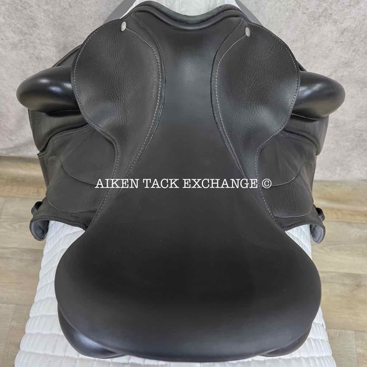 2017 Custom Saddlery Wolfgang Constanze Monoflap Dressage Saddle, 17.5" Seat, Adjustable Tree, Wool Flocked Panels