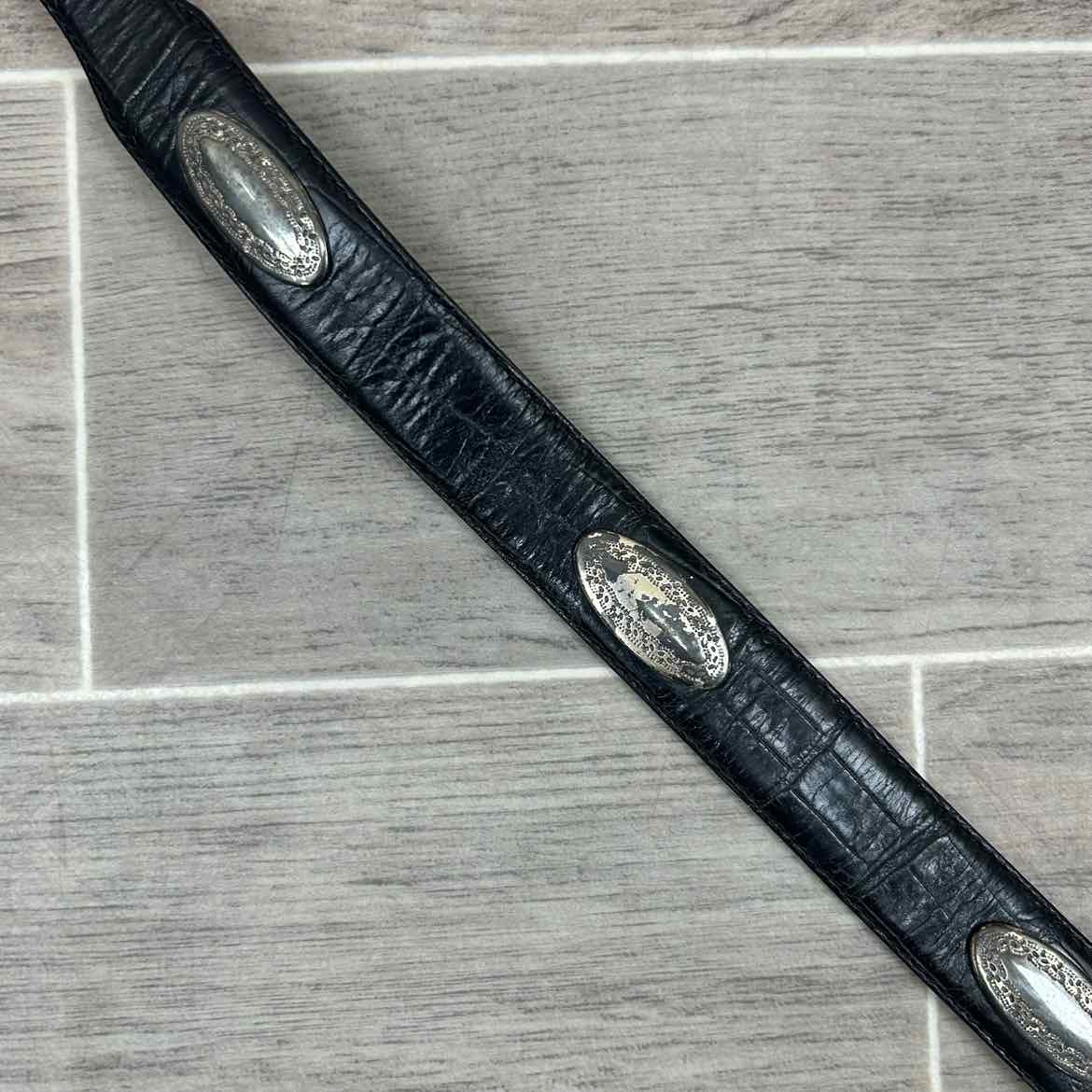 Belt, Size Small (has blemishes)