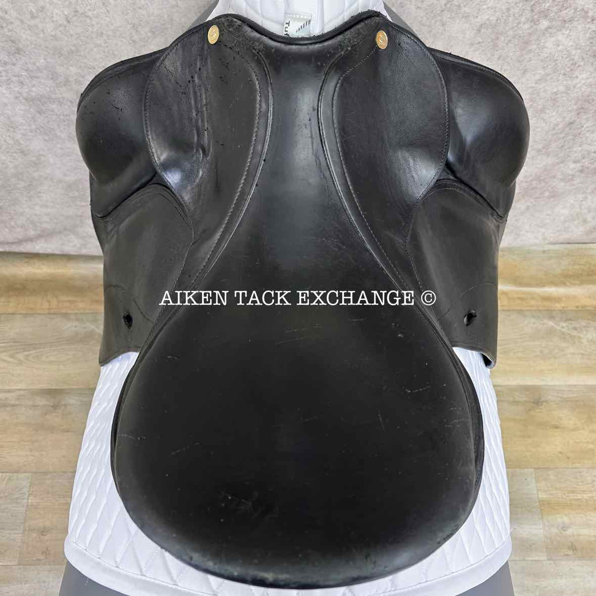 **SOLD** Warendorf Monoflap Dressage Saddle, 18" Seat, Short Flap, Medium Tree, Wool