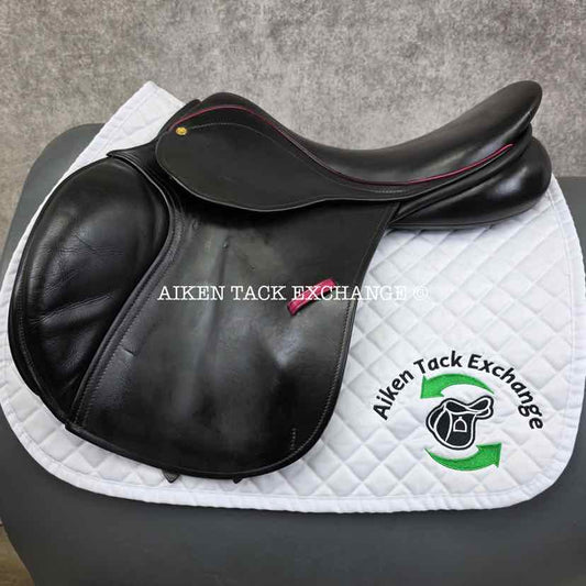 2021 County Innovation Jump Saddle, 18" Seat, Forward Flap, Medium Narrow Tree, Wool Flocked Panels