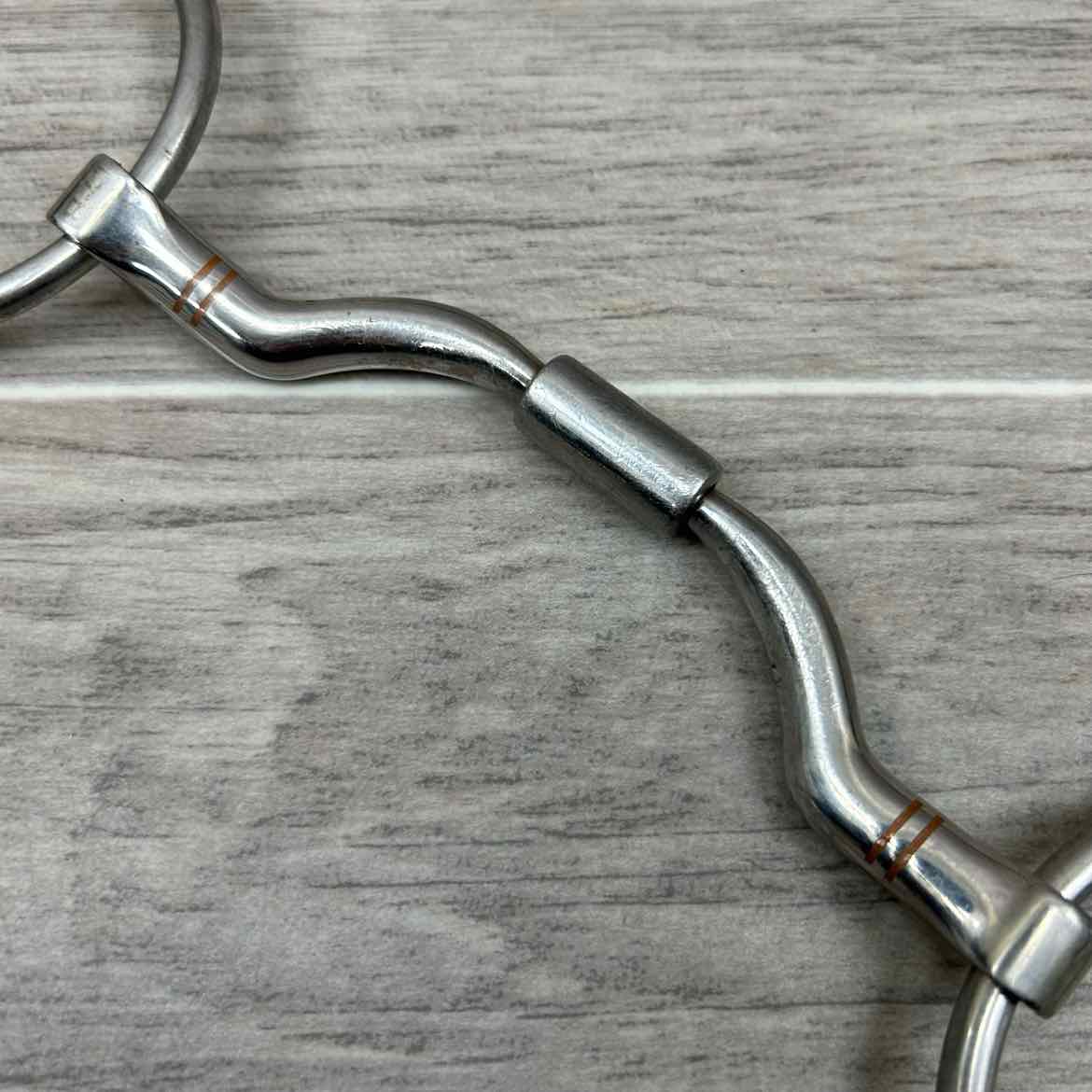 Myler Loose Ring with Wide Low Ported Barrel MB 33 WL 5.25"