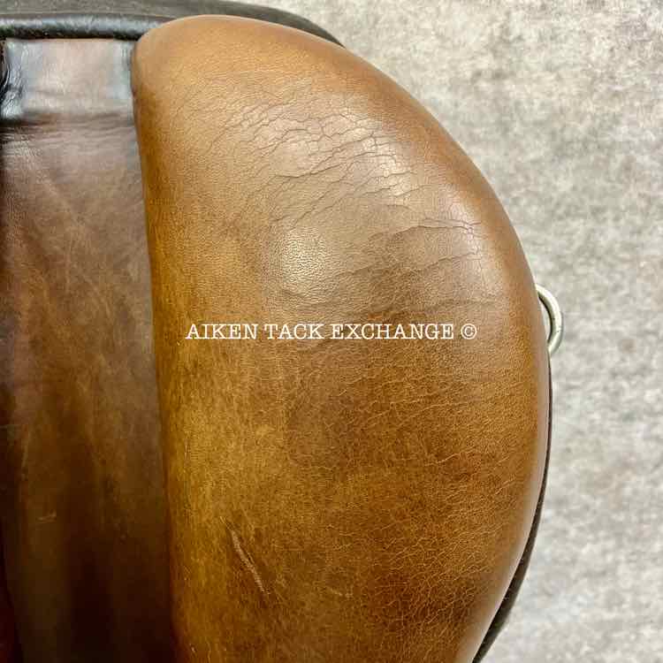 English Close Contact Jump Saddle, 17" Seat, Medium Tree, Foam Panels