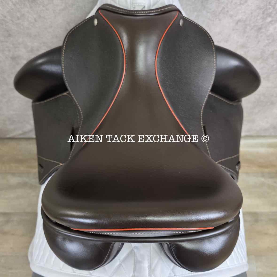 2018 Custom Saddlery Icon Flight 2 Monoflap Dressage Saddle, 17.5" Seat, Adjustable Tree, Wool Flocked Hybrid Panels