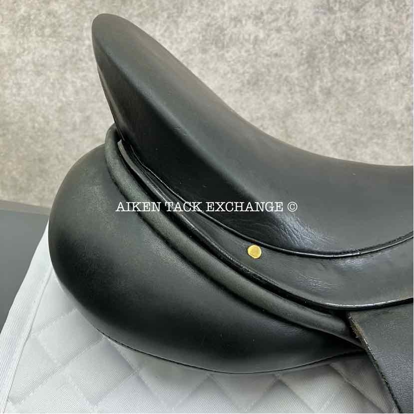**SOLD** Albion Style Dressage Saddle, 18" Seat, Medium Tree, Wool Flocked Panels