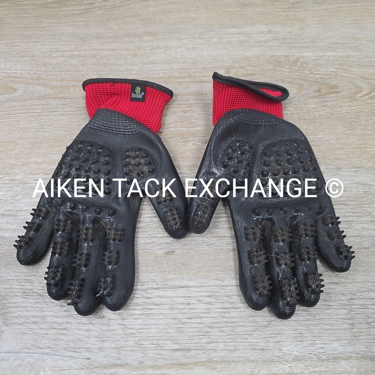 HandsOn Grooming Gloves, Size Medium