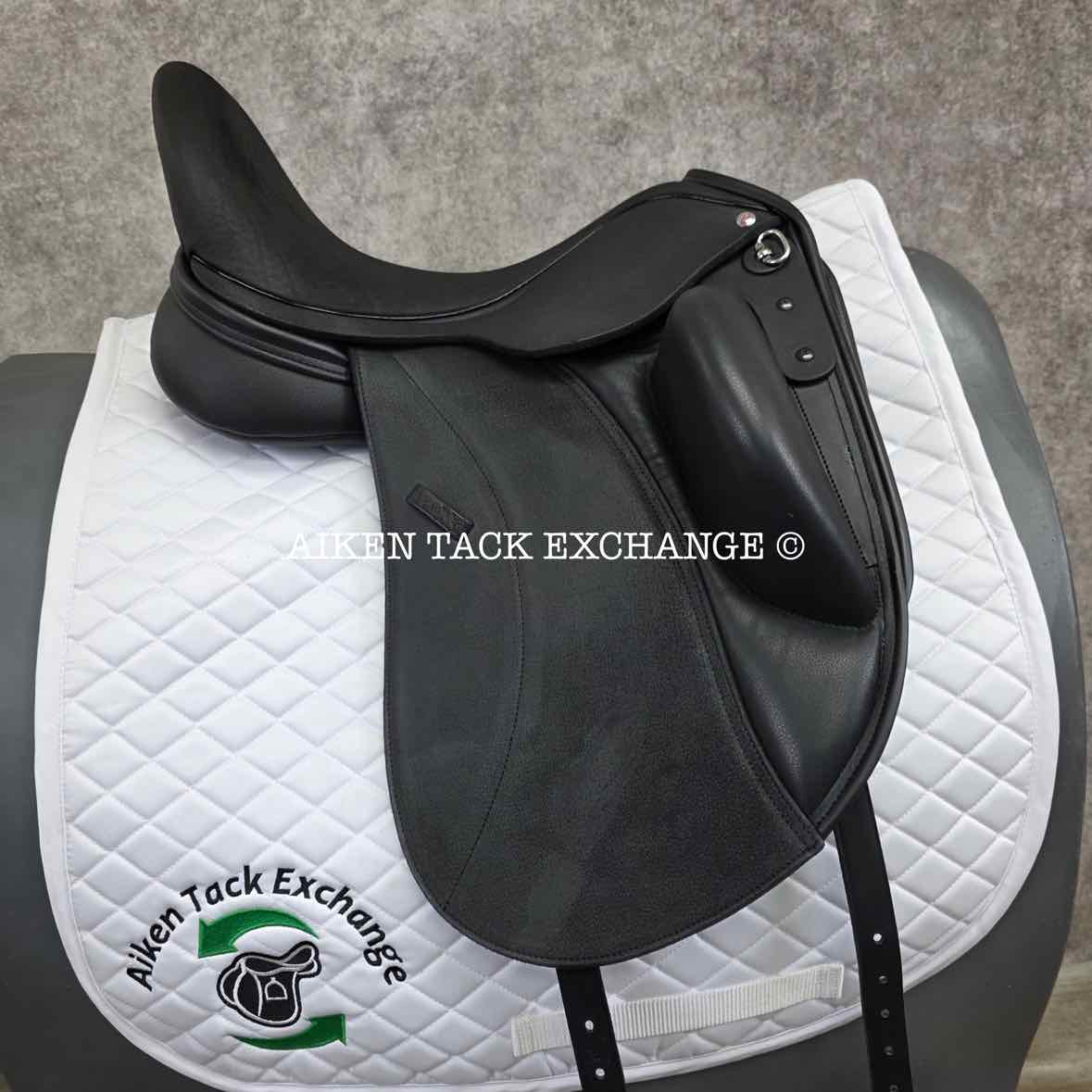 2025 Custom Saddlery Wolfgang Constanze 2 Monoflap Dressage Saddle, 17.5" Seat, Adjustable Tree, Wool Flocked Panels