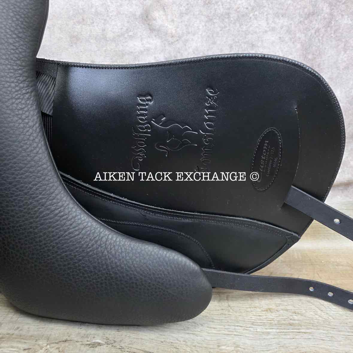 2025 Custom Saddlery Wolfgang Constanze 2 Monoflap Dressage Saddle, 17.5" Seat, Adjustable Tree, Wool Flocked Panels