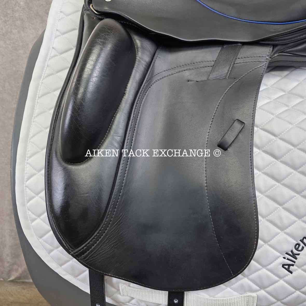 2019 Custom Saddlery Wolfgang Omni 2 Monoflap Dressage Saddle, 17.5" Seat, Adjustable Tree, Wool Flocked Hybrid Panels