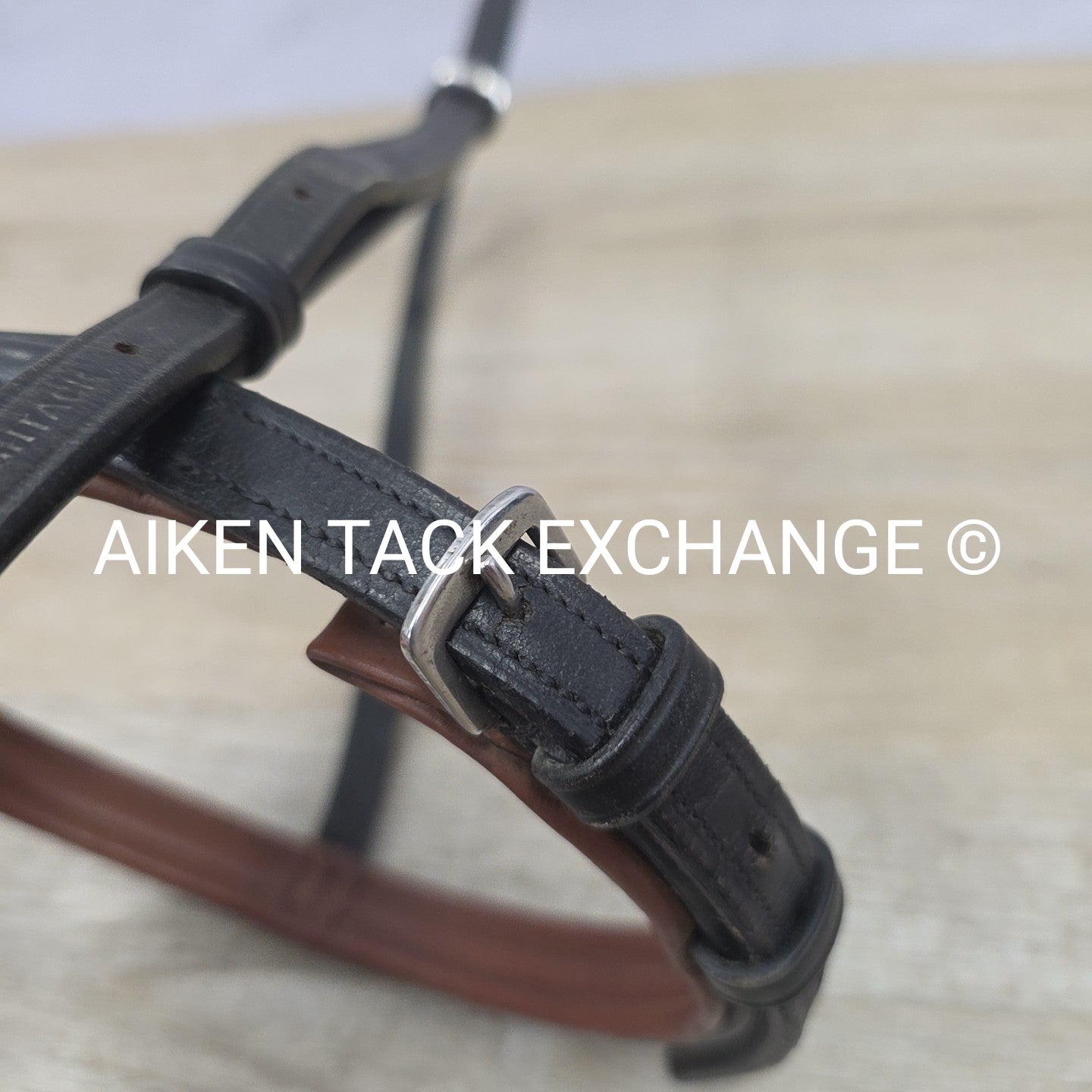 Bobby's English Tack Plain Raised Noseband, Black & Brown, Size Full