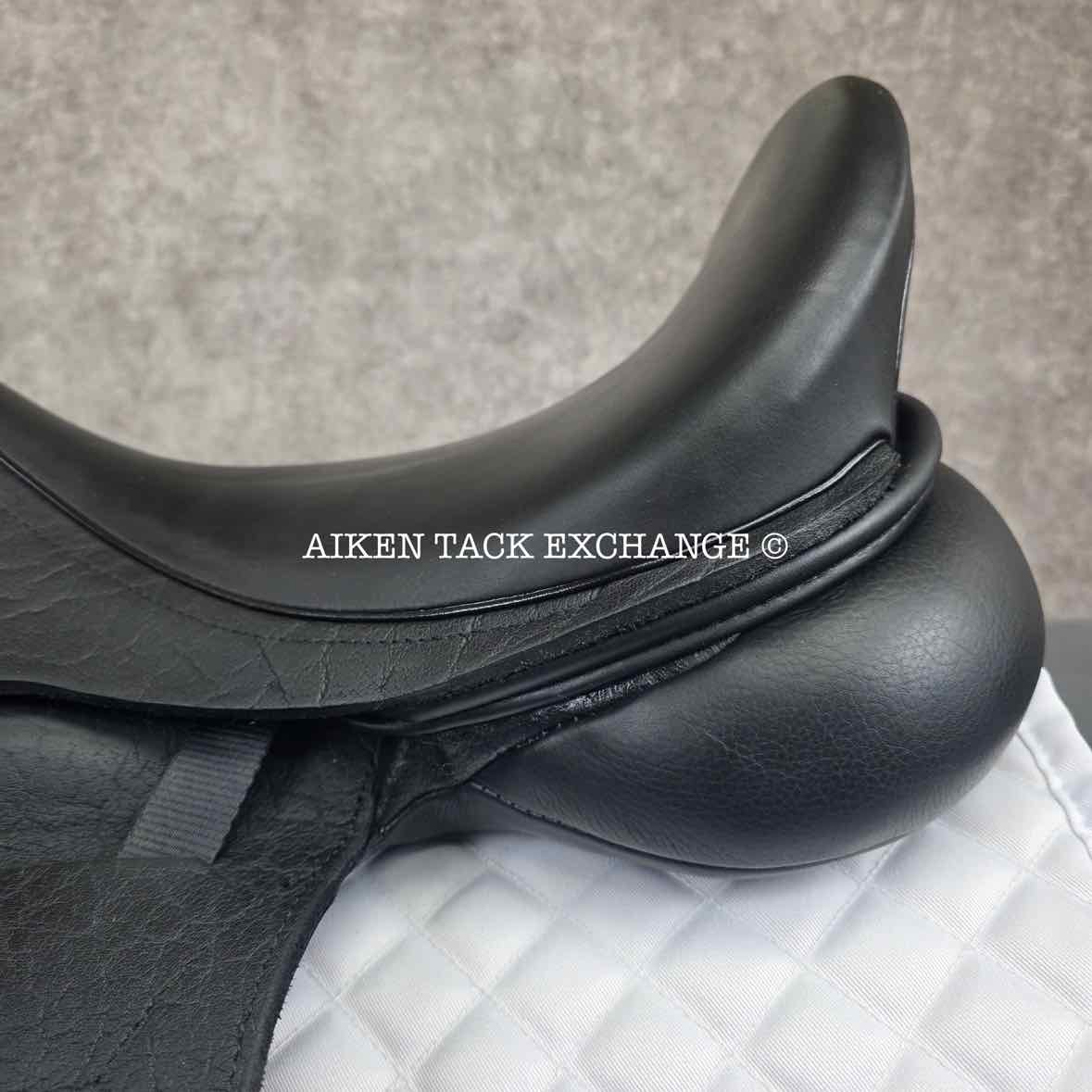 2017 Custom Saddlery Advantage Monoflap Dressage Saddle, 18" Seat, Adjustable Tree, Wool Flocked Panels