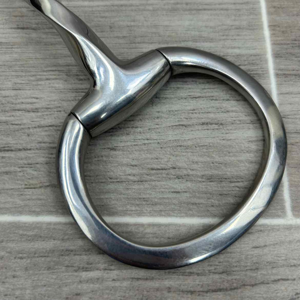 Single Joint Slow Twist Eggbutt Bit 5.75"