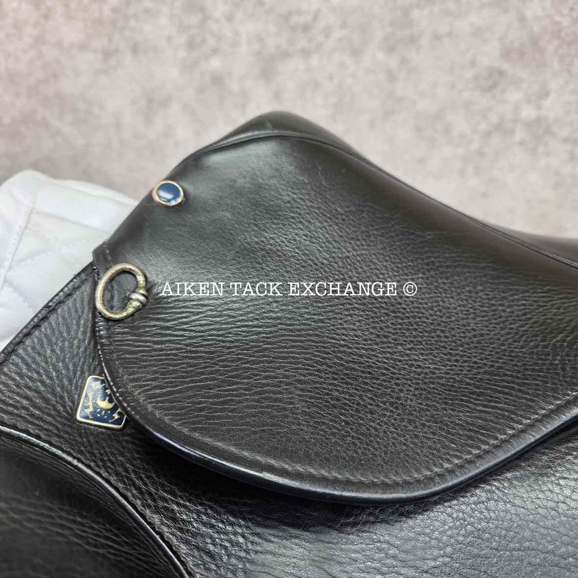 **SOLD** 2019 Stubben 1894 Dressage Saddle, 18" Seat, 30cm Tree - M/MW, Wool Flocked Panels