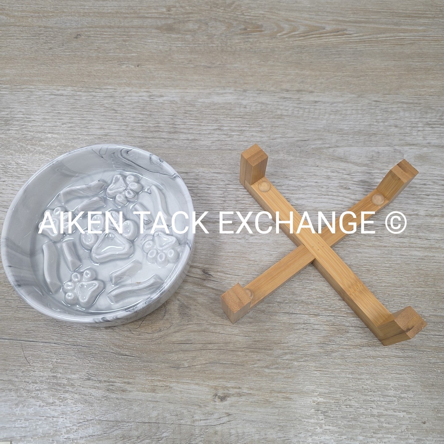 Elevated Ceramic Pet Feeder