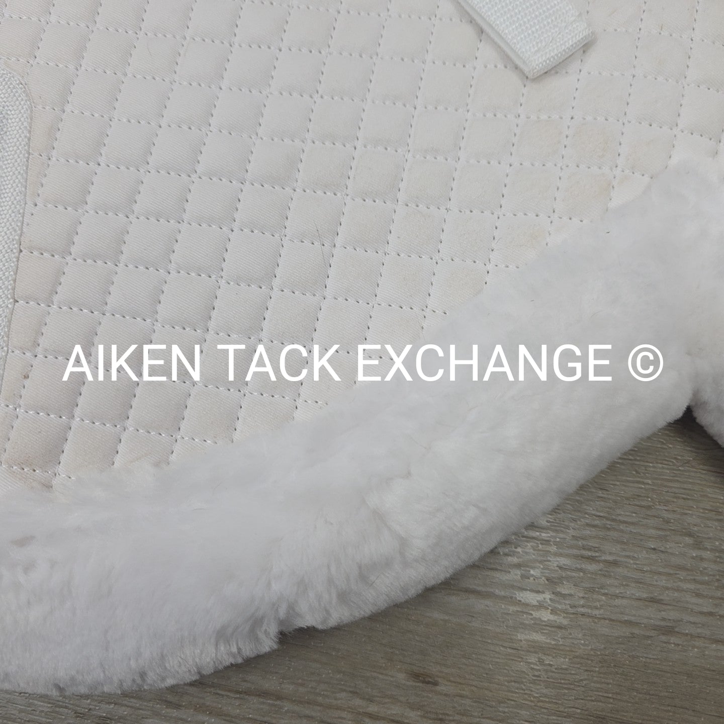 Shires SupaFleece Fully Lined Shaped Saddle Pad, 18"