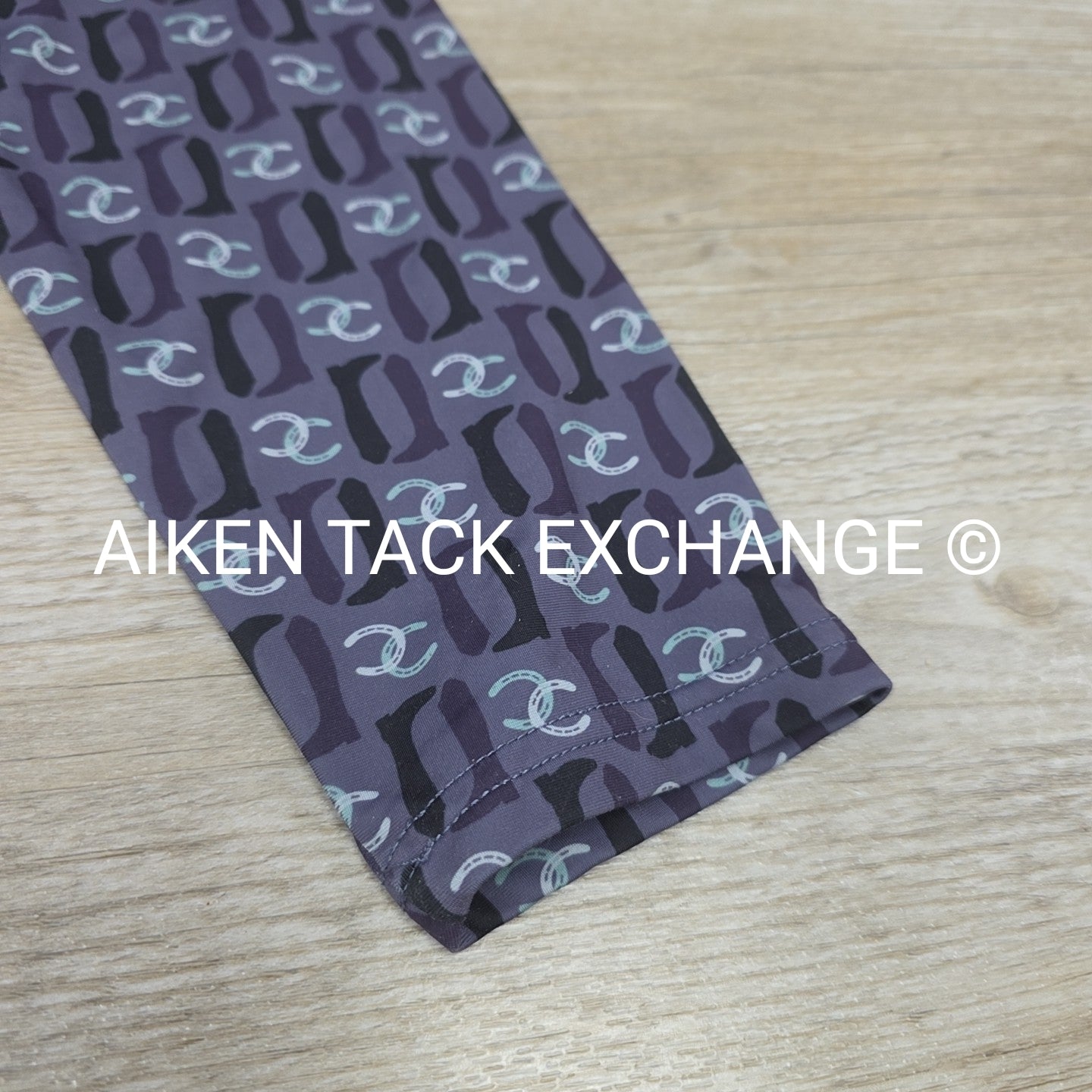 Kerrits Light Weight Long Sleeve Pull Over, Size X-Large