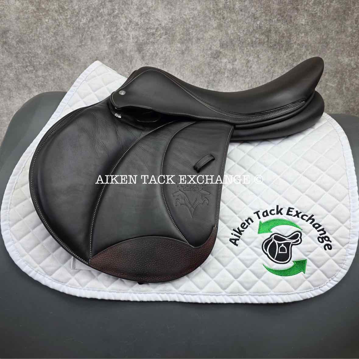 2019 Voltaire Stuttgart Jump Saddle, 17.5" Seat, 2A Flap, Medium Tree, PRO Panels, Full Buffalo Leather