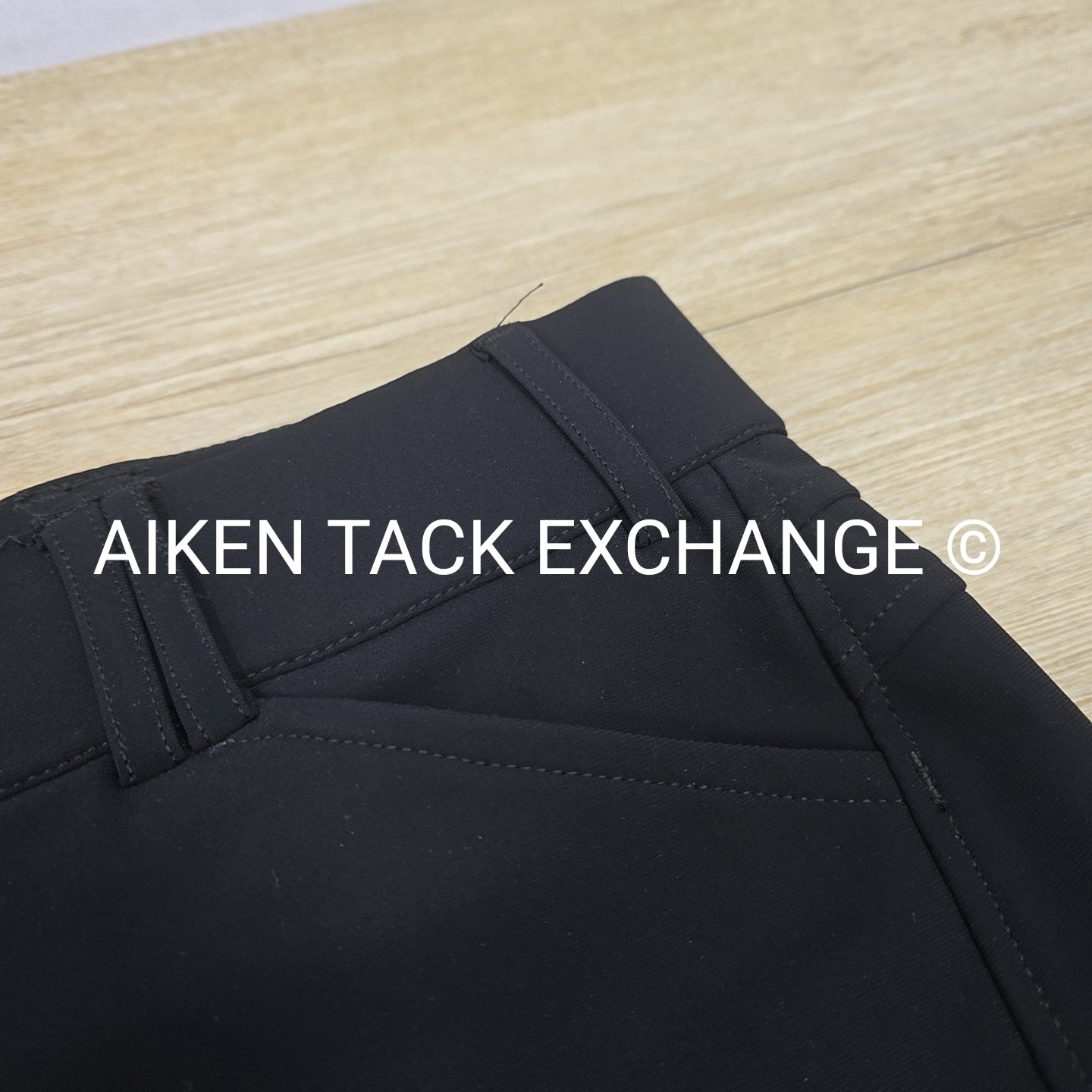 Ariat Tri Factor Silicone Grip Knee Patch Breeches, Size 34R