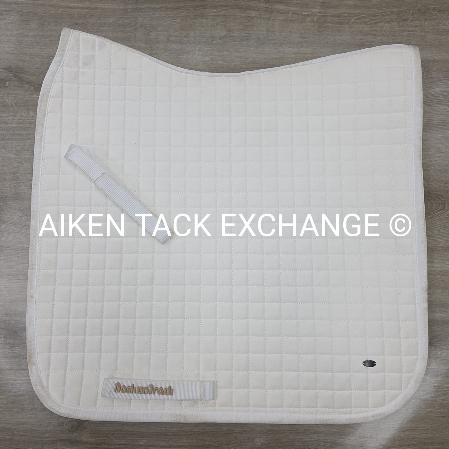 Back on Track Therapeutic Dressage Saddle Pad
