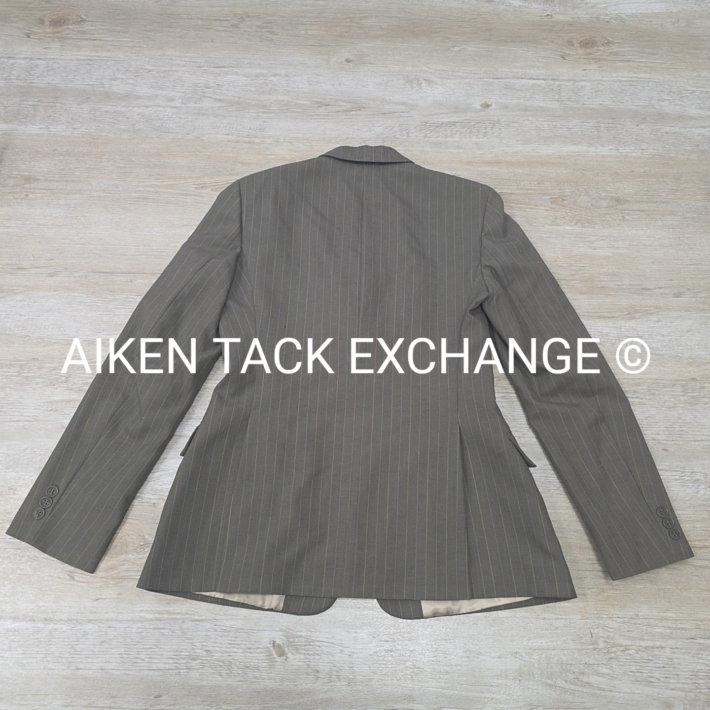 RJ Classics Essential Collection Show Coat, Size 8 L