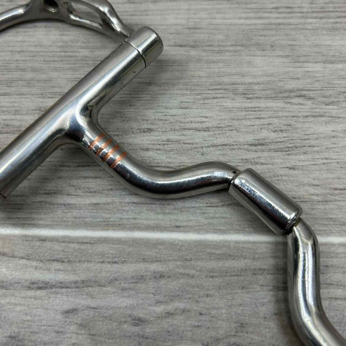 Myler 3 3/8" Medium English Dee with Hooks & Low Medium Wide Ported Barrel MB 33