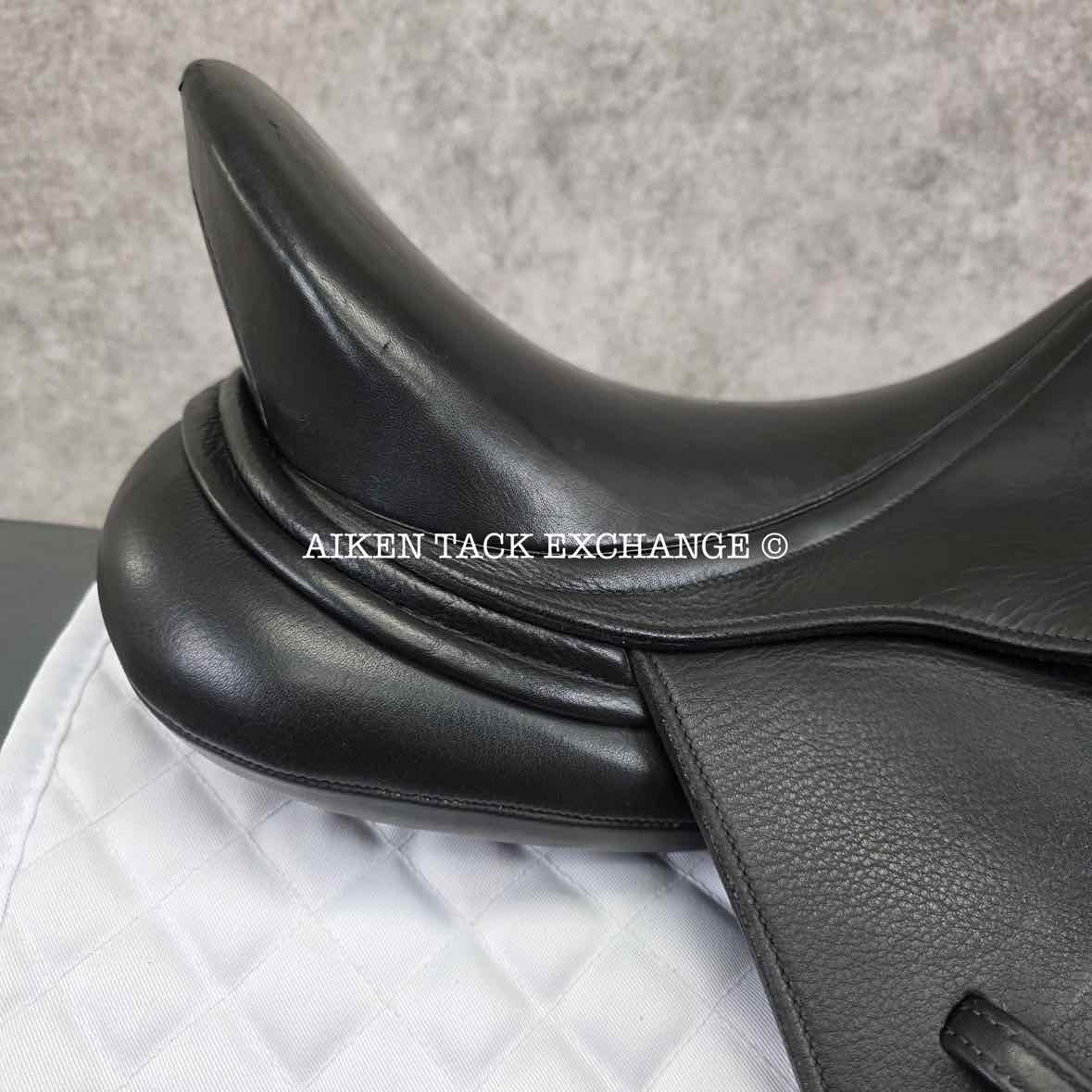 2018 Schleese Prelude Dressage Saddle, 17.5" Seat, Short Flap, Adjustable AdapTree, Wool Flocked Panels