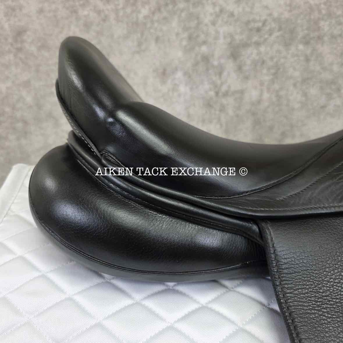 2012 Stubben Genesis CL Deluxe Dressage Saddle, 17.5" Seat w/ Biomex, 28cm Tree - Medium, Wool Flocked Panels