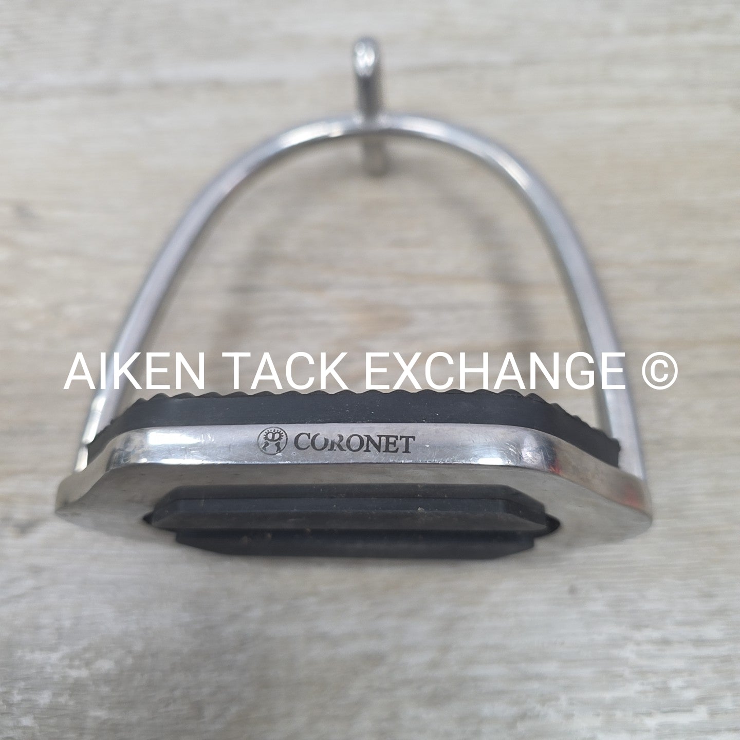 Coronet Wide Tread Offset Eye Stirrup Irons, 4.5"