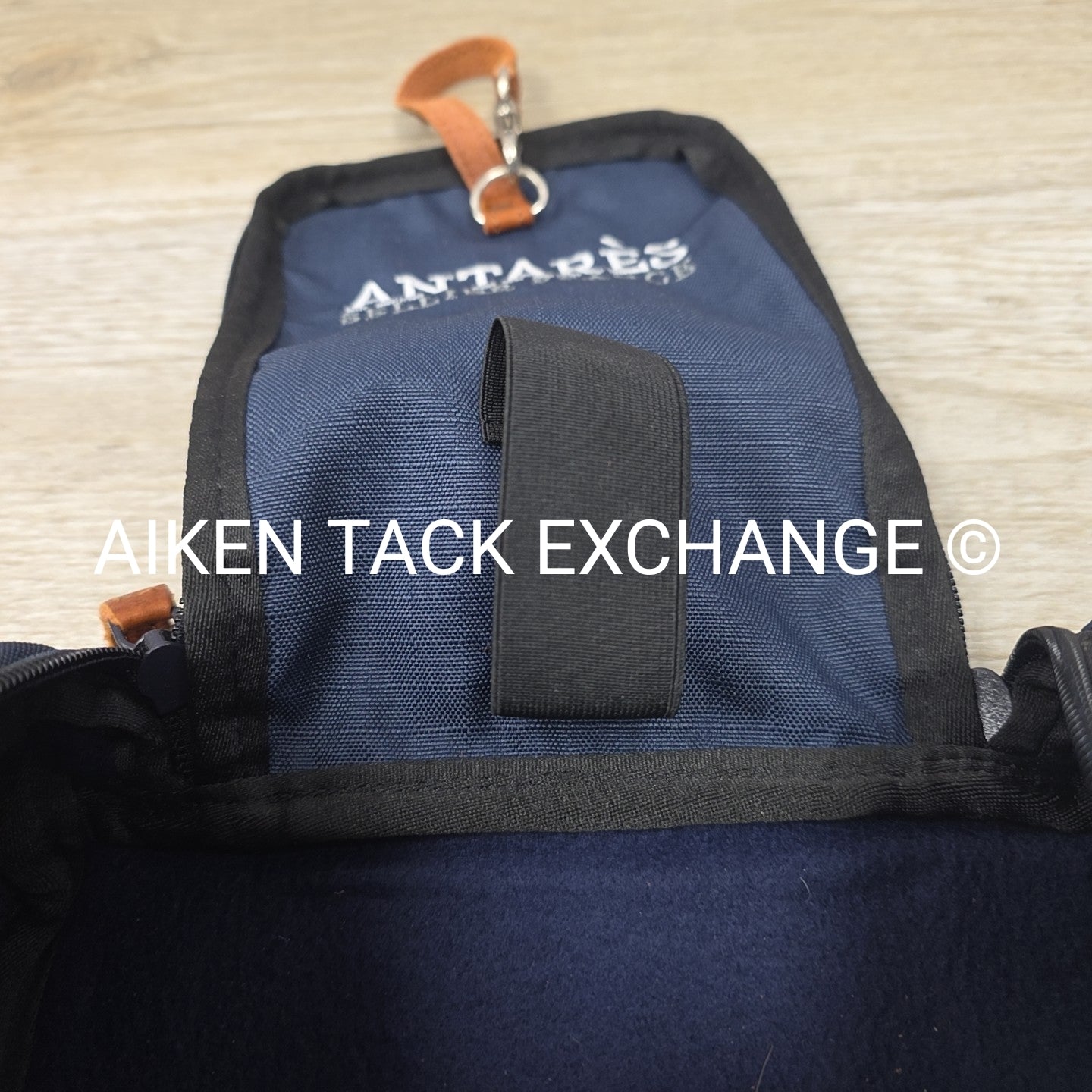 Antares Cleaning Kit Bag with Saddle Oil & Conditioner