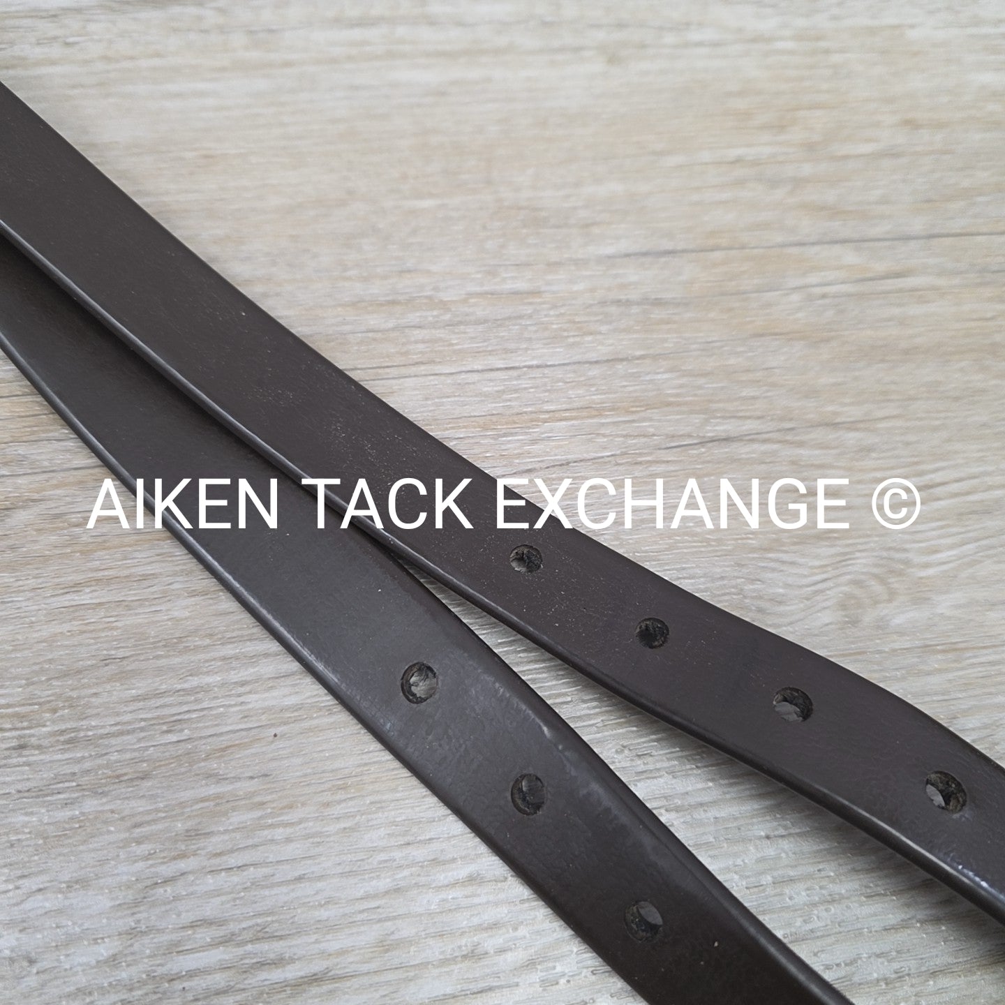 Wintec Synthetic Stirrup Leathers, Brown 54"