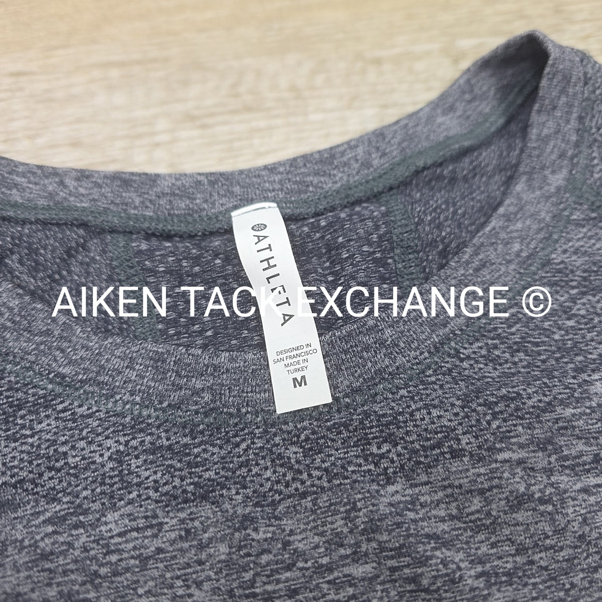 Athleta Short Sleeve Top, Size Medium
