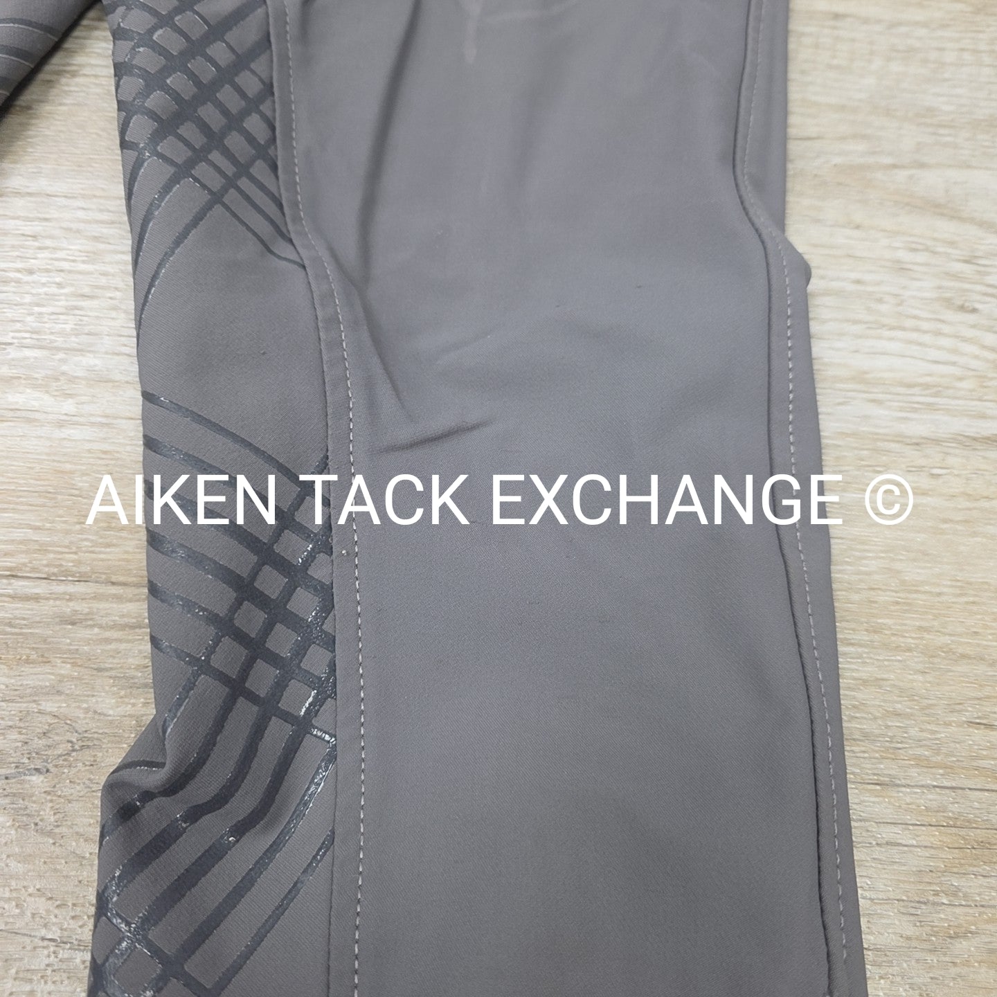 Ovation Aqua X Silicone Grip Full Seat Breeches, Size 28 R