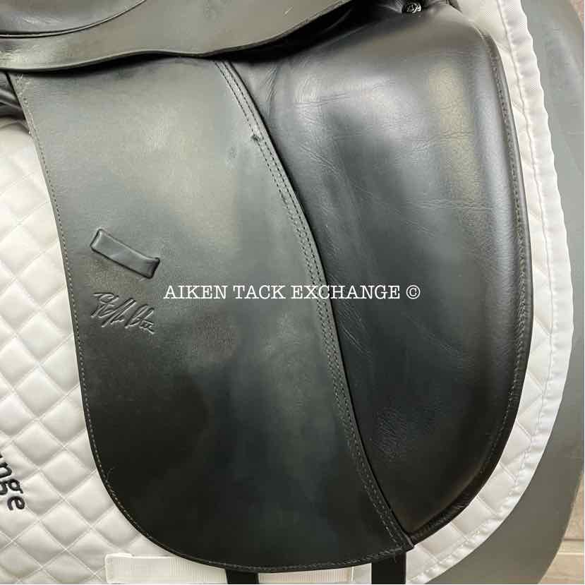 **SOLD** 2016 Custom Saddlery Steffen's Advantage Monoflap Dressage Saddle, 18" Seat, Adjustable Tree, Wool Flocked Panels