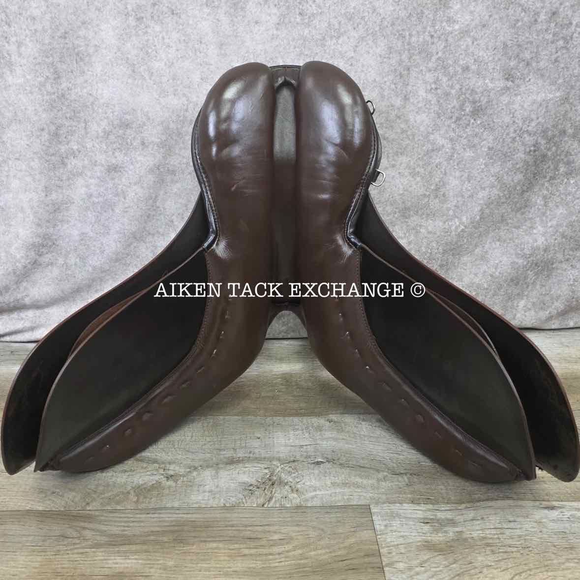 1993 Passier Gewalkt VD All Purpose Saddle, 17" Seat, Medium Tree, Wool Flocked Panels