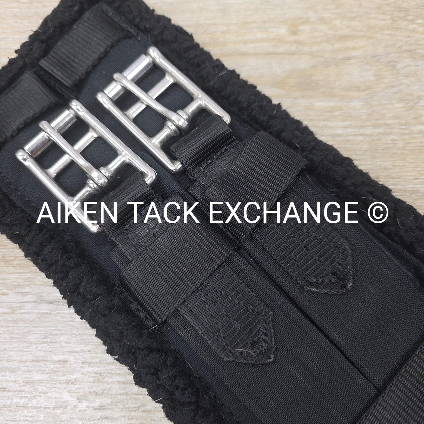 Lettia CoolMax Fleece Girth, Black, 22"