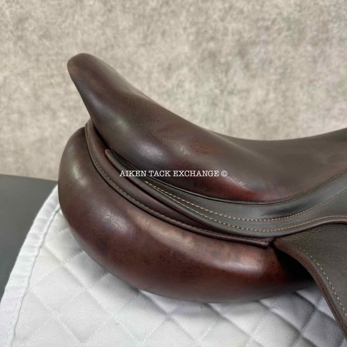 2013 CWD SE09 Monoflap Jump Saddle, 17" Seat, 2A Flap, Medium Tree, Foam Panels