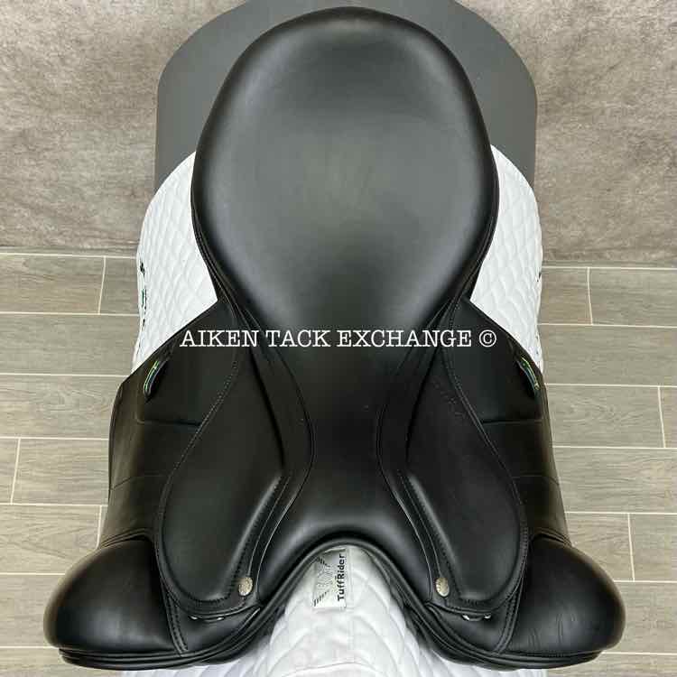 **SOLD** 2021 Amerigo Vega Dressage Deluxe Special Saddle, 18" Seat, Medium Wide Tree, Wool Flocked Panels