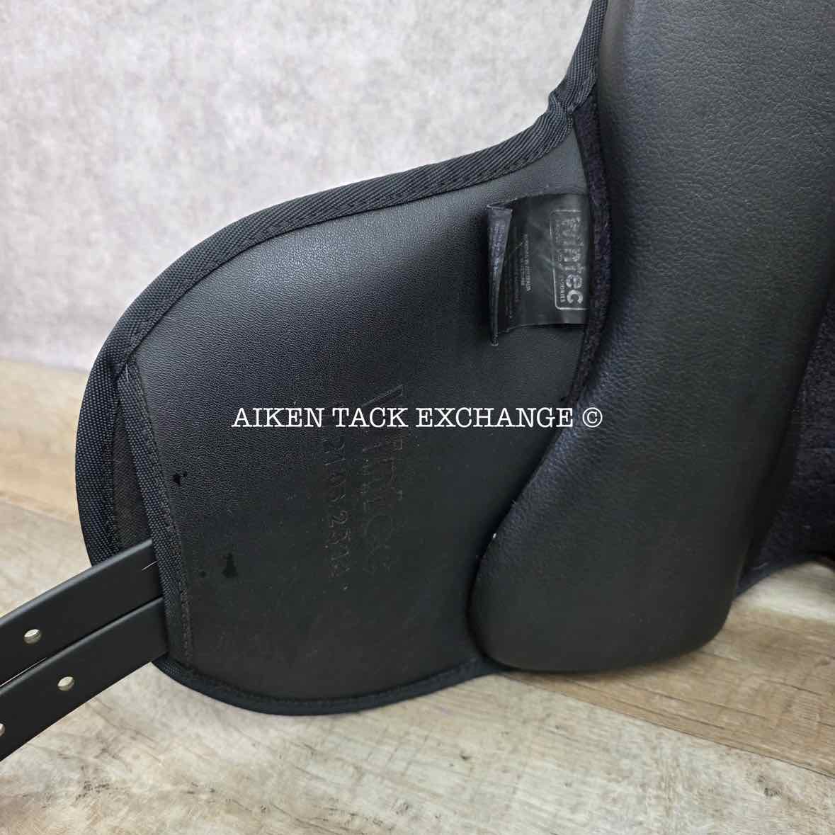 Wintec Children's Leadline Saddle, 11.5" Seat, Flexible Fit Panels