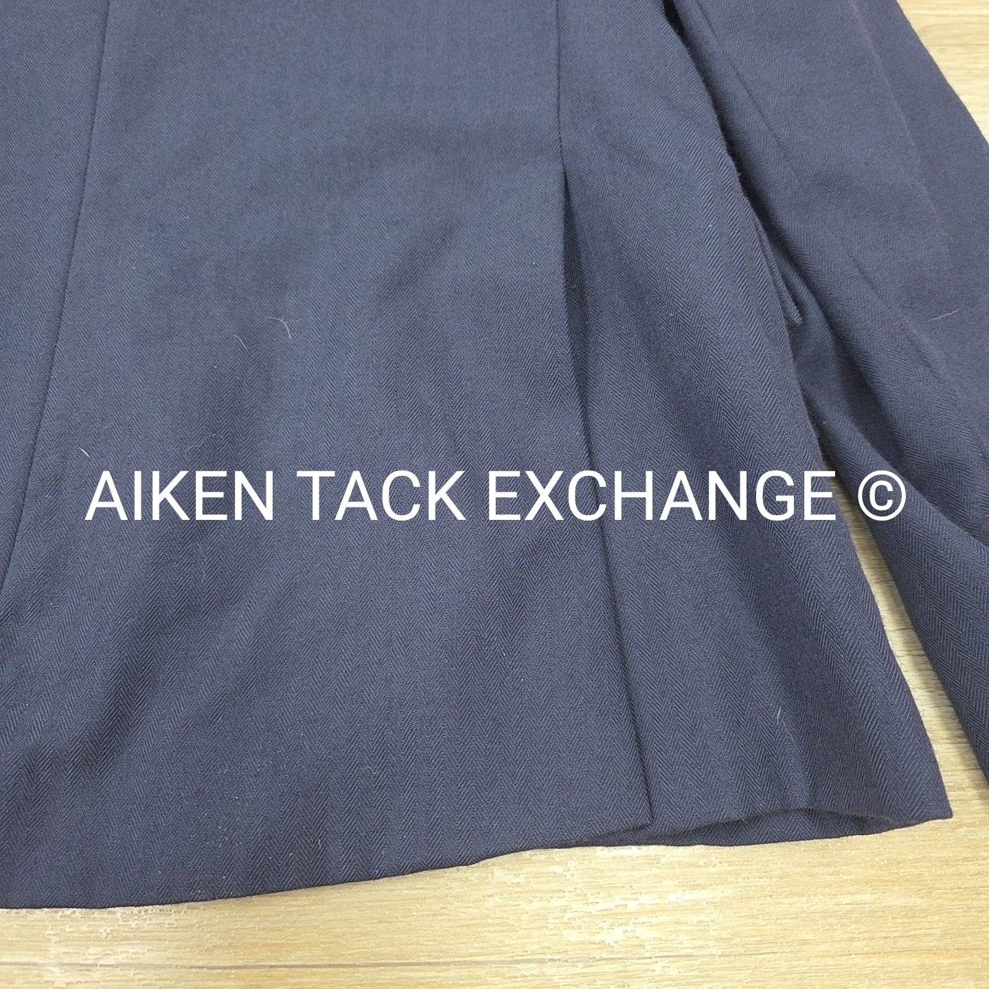 Platinum Show Coat, Size 10