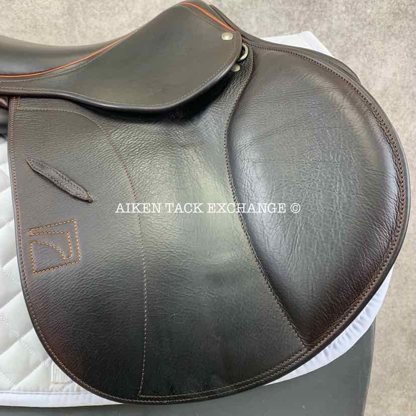 2023 Childeric FLP Close Contact Jump Saddle, 18" Seat, 2 3/4 Flap, M/MW Tree, Foam Panels, Full Buffalo Leather
