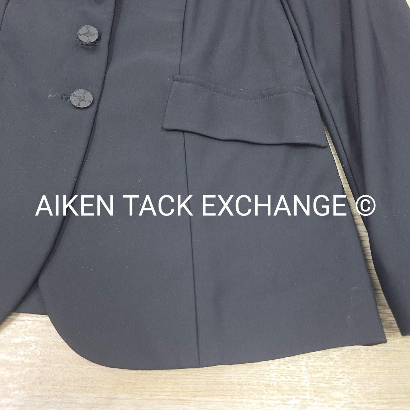 Tredstep Solo Pro Show Coat, With 2 Extra Collars, Size 10