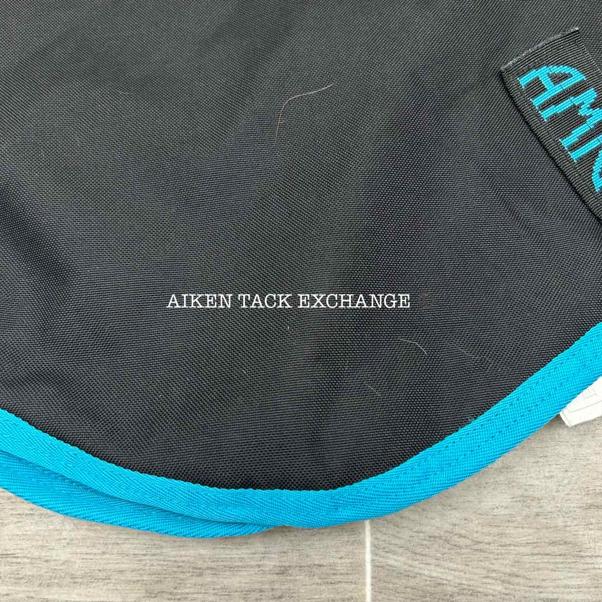 Amigo Bravo 12 Original Hood Neck Cover 150g, 81"