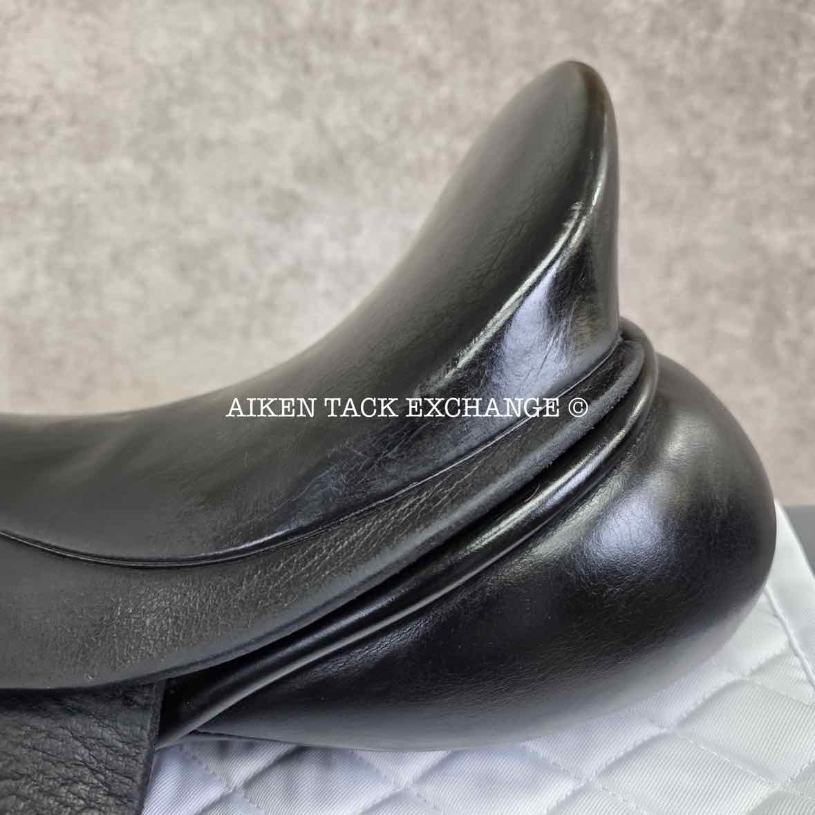 2004 Custom Saddlery Advantage Dressage Saddle, 17.5" Seat, Adjustable Tree, Wool Flocked Panels