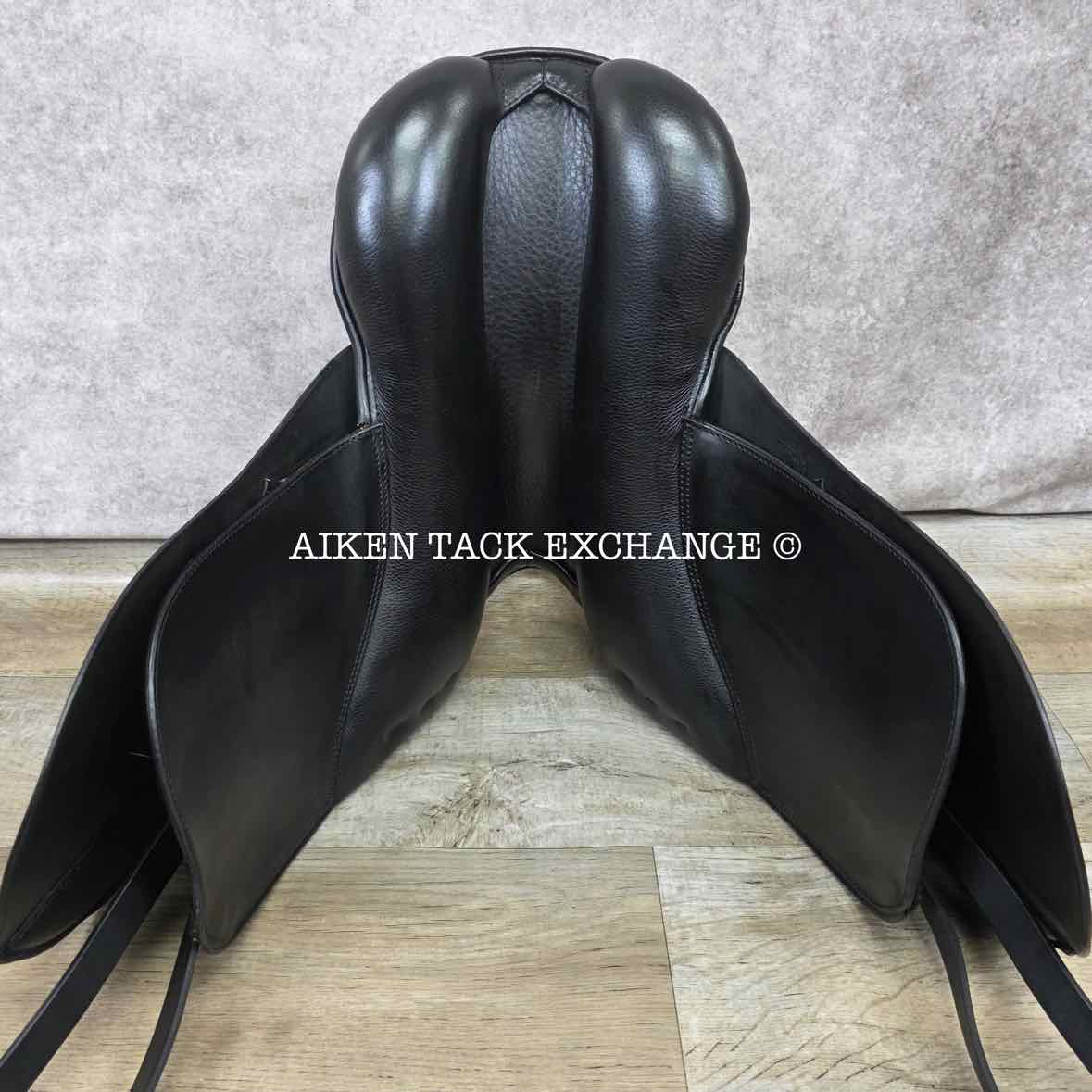 2017 Stubben Genesis Special Dressage Saddle, 17.5" Seat with Biomex, 27cm Tree - Narrow, Wool Flocked Panels