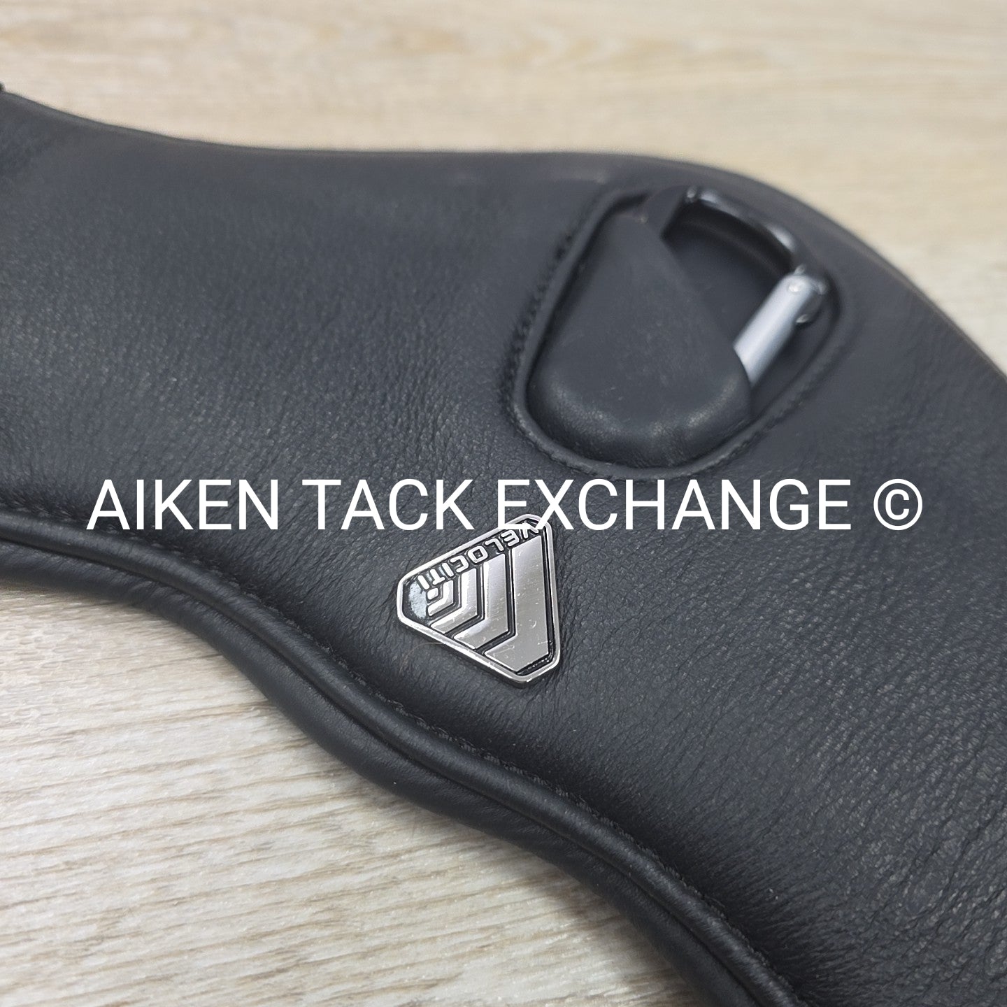 Shires Velociti Lusso Dressage Girth, 26"