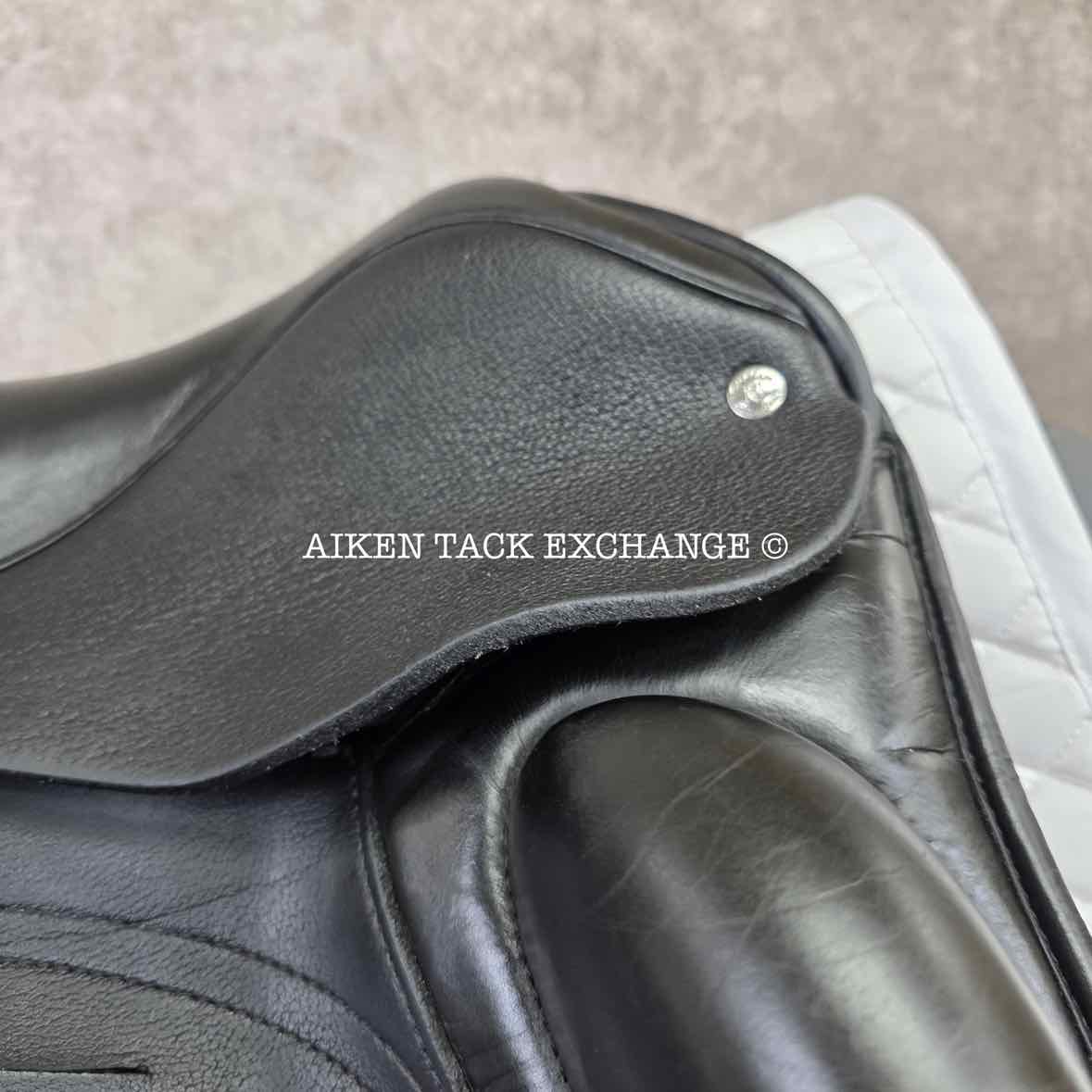 2017 Custom Saddlery Wolfgang Omni Monoflap Dressage Saddle, 17.5" Seat, Adjustable Tree, Wool Flocked Panels