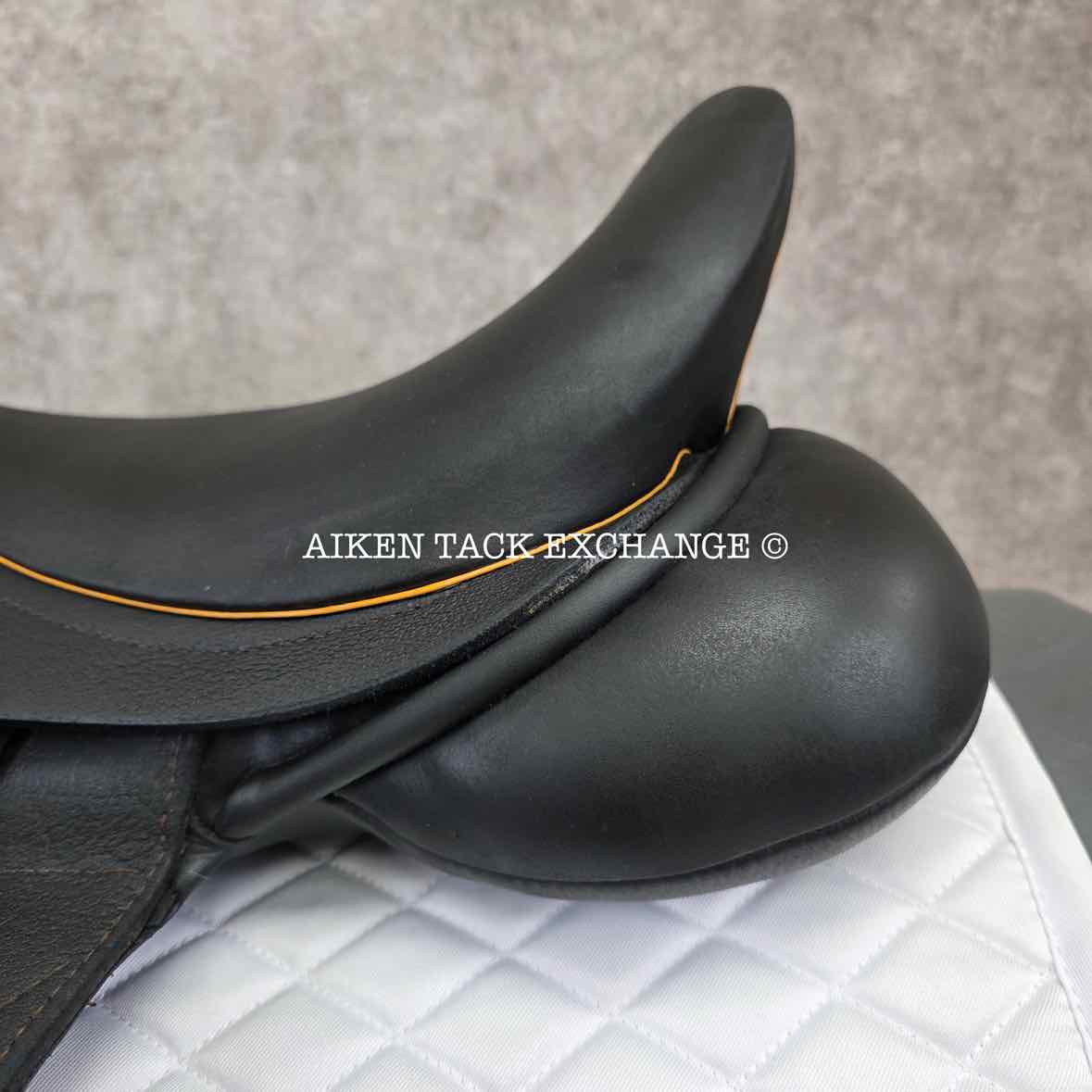 2016 Custom Saddlery Everest R Monoflap Dressage Saddle, 17.5" Seat, Adjustable