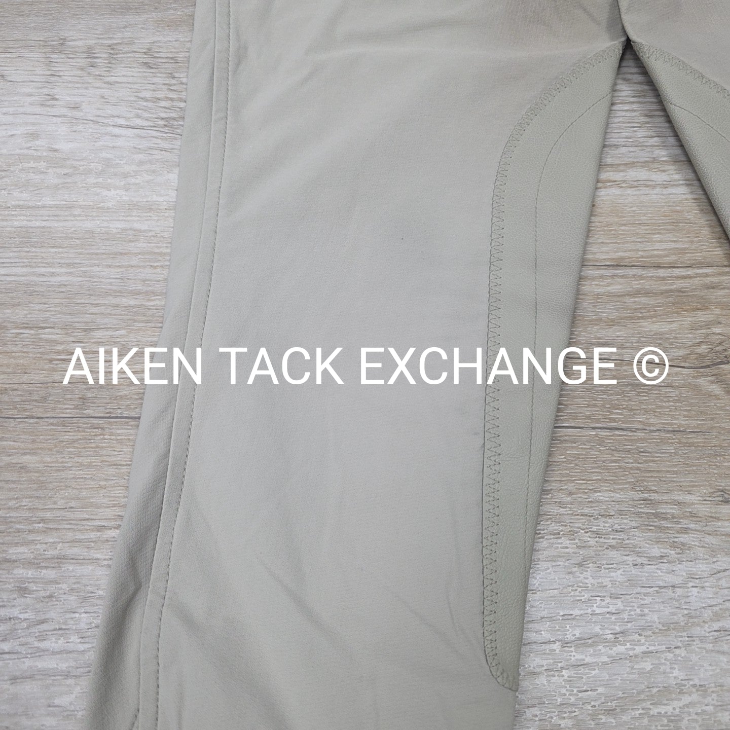 Kerrits Cross Over Knee Patch Breeches, Size Medium